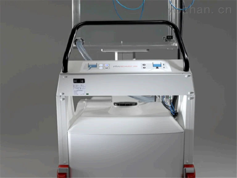Germany PTW BEAMSCAN™ 3D water tank scanning system image 5
