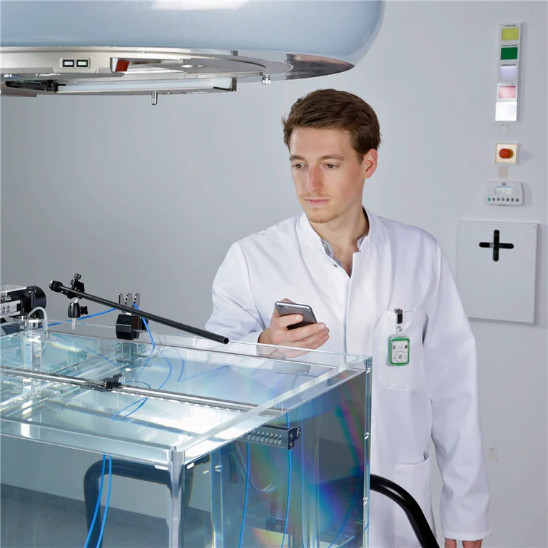 Germany PTW BEAMSCAN™ 3D water tank scanning system image 4