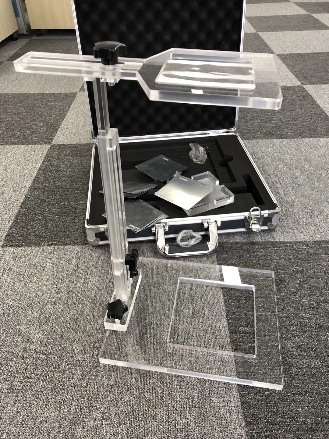 Half value layer aluminum sheet, including acrylic bracket carrying case KR1109 image